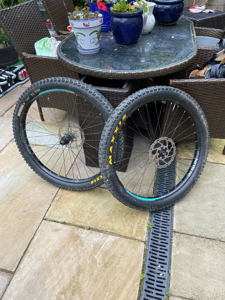 27. Inch.  Bike.  Wheels - Image 1