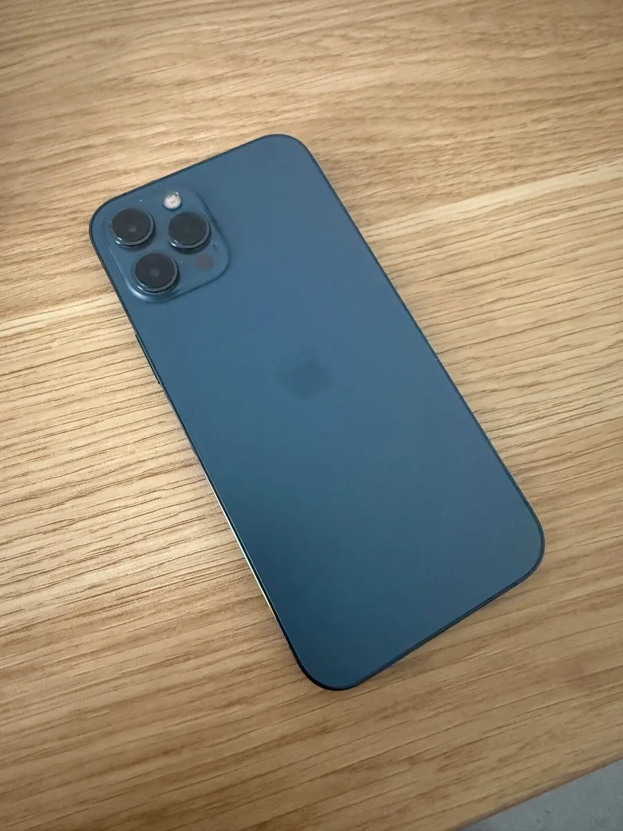iPhone 12 Pro Max - Image 3