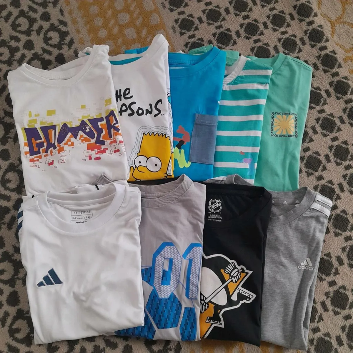 Boys clothes - Image 1