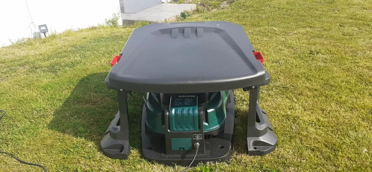 robot lawnmower - Image 4
