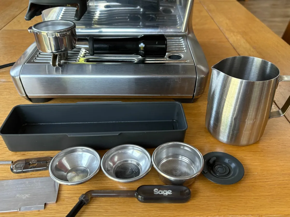 Sage Barista Express Impress - Coffee Machine - Image 4