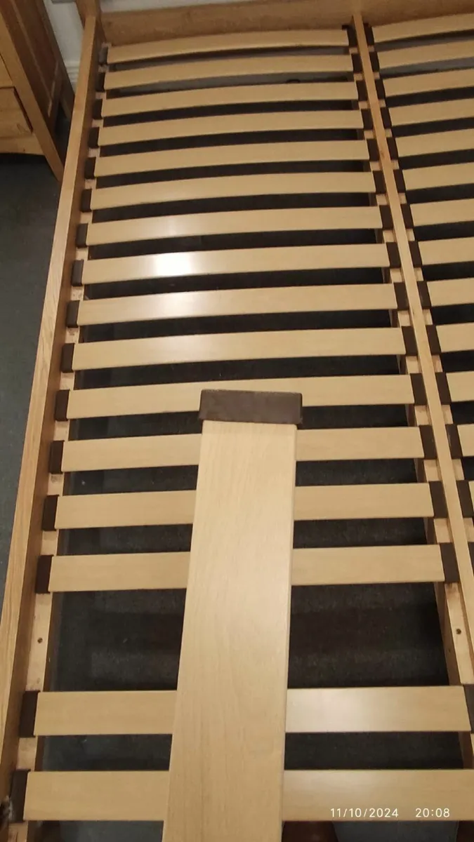 Wooden bed frame - Image 3