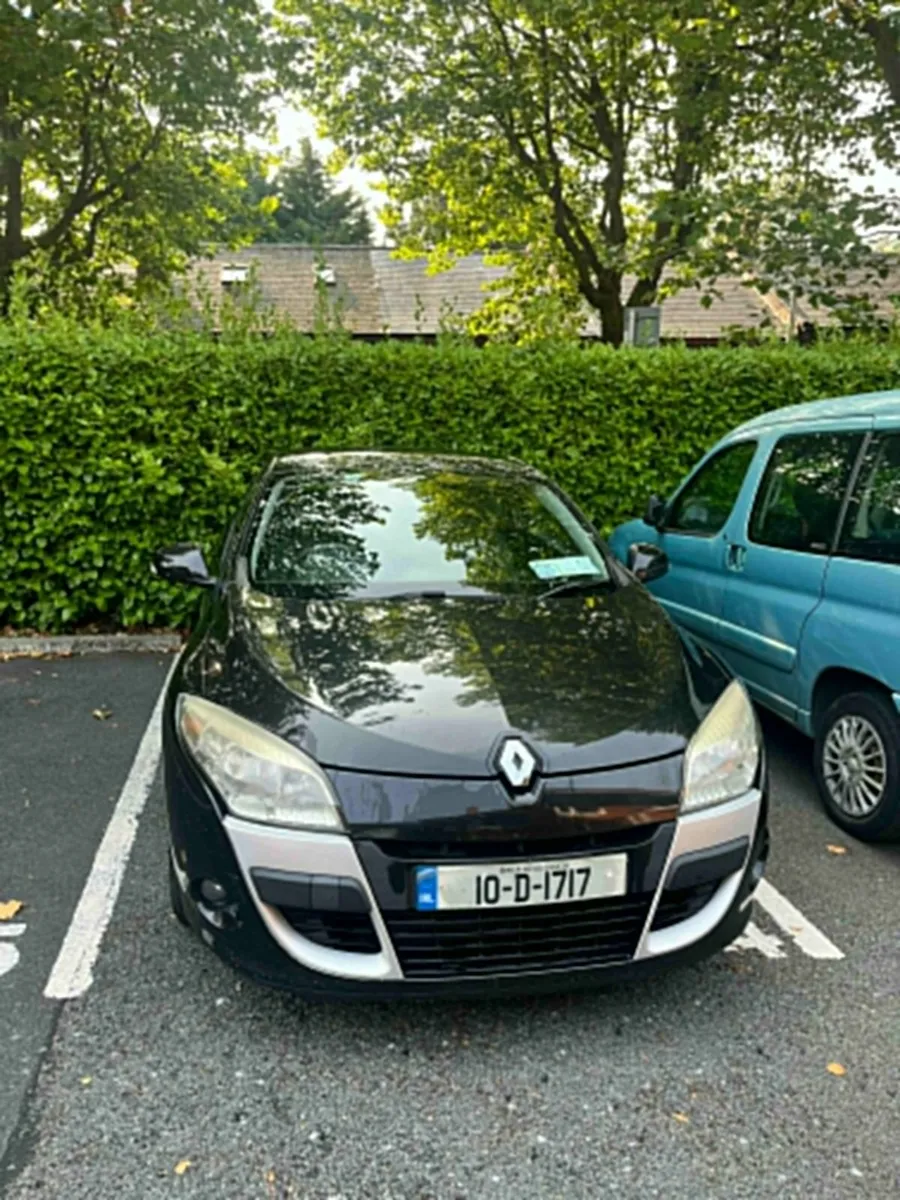 Renault Megane 2010 - Image 1