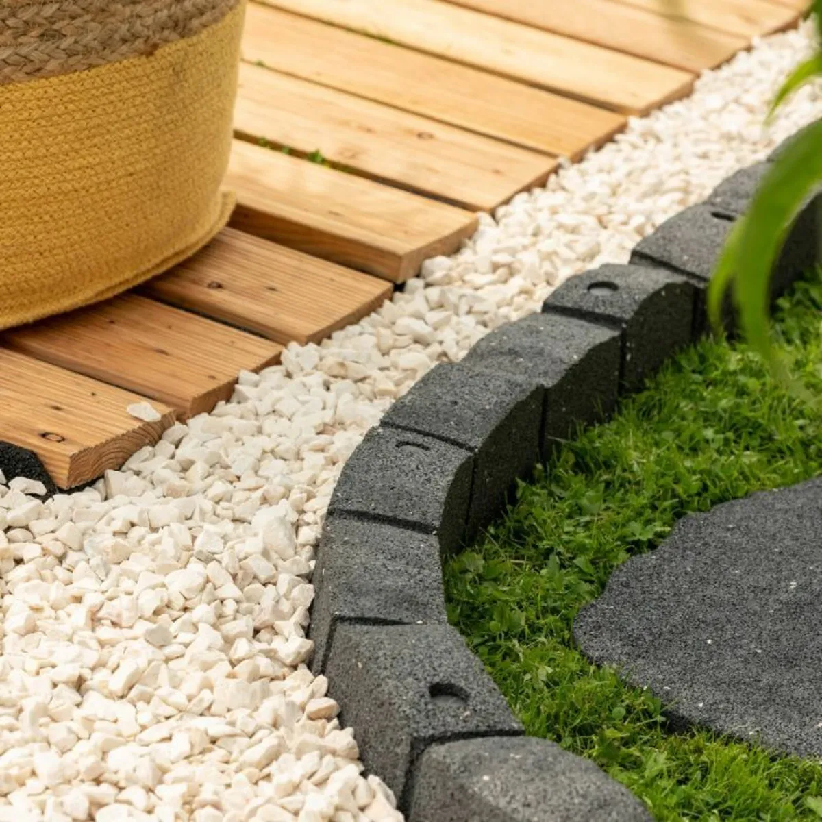 Roman Stone Edging - Recycled Tyres - Image 1