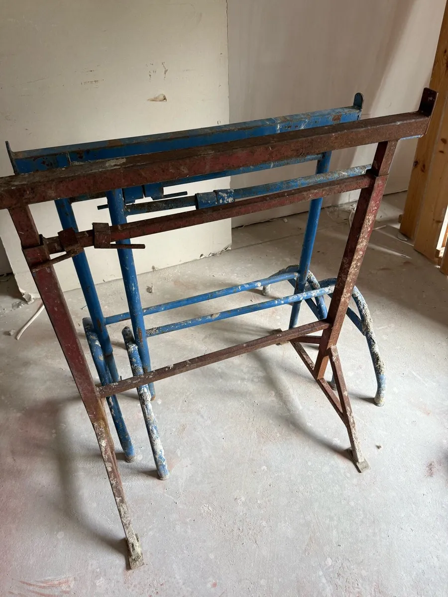 Builders Trestles - Image 2