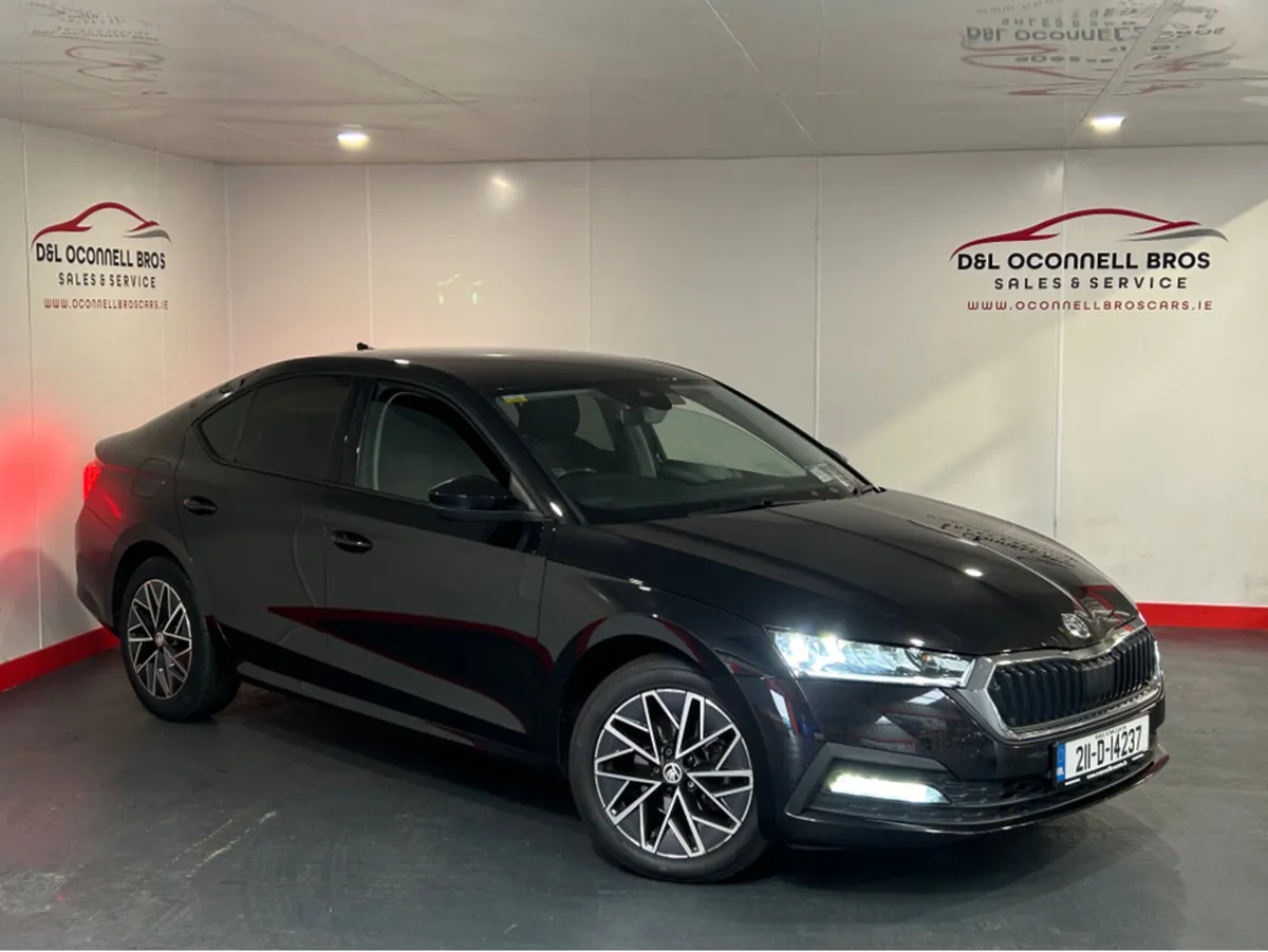 Skoda Octavia AMBITION 2.0 TDI 115HP 4DR - Image 1