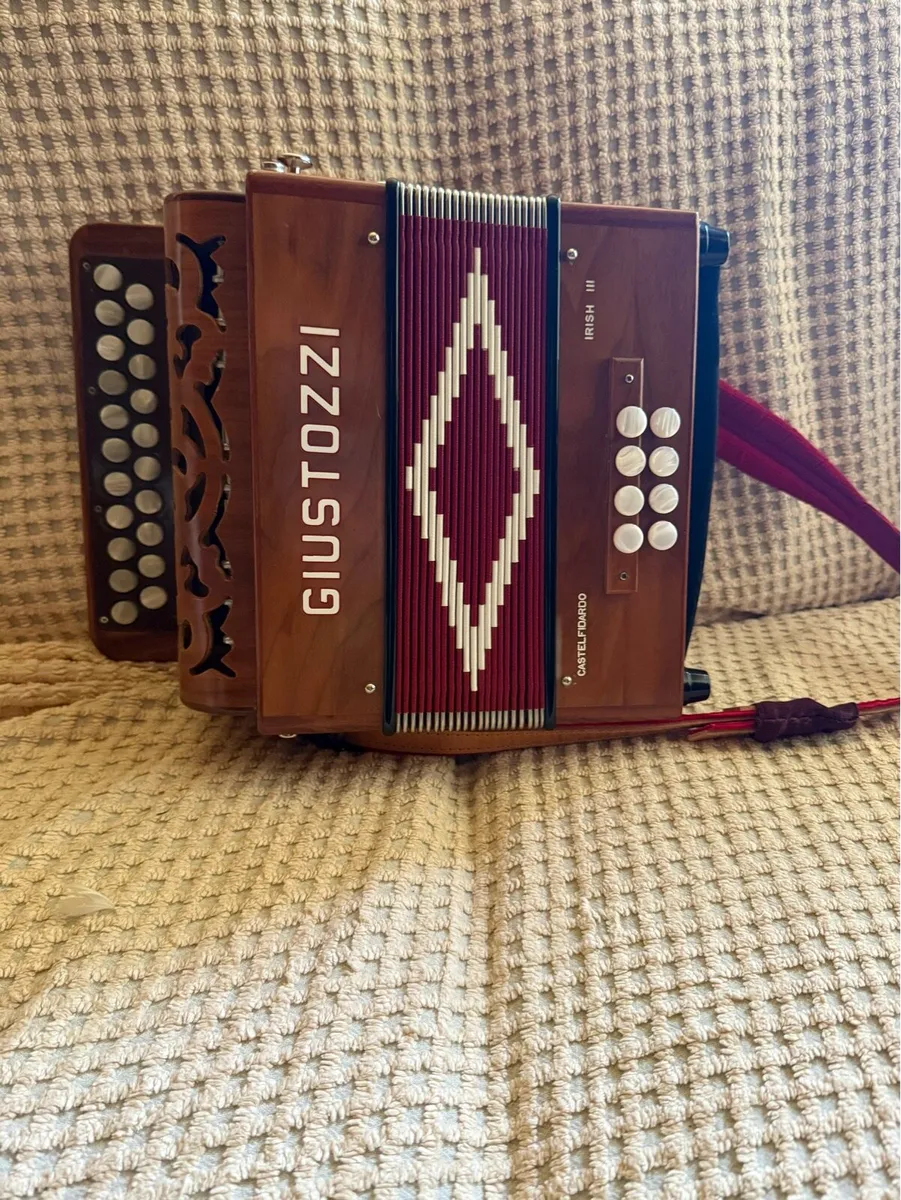 C#D accordion wanted