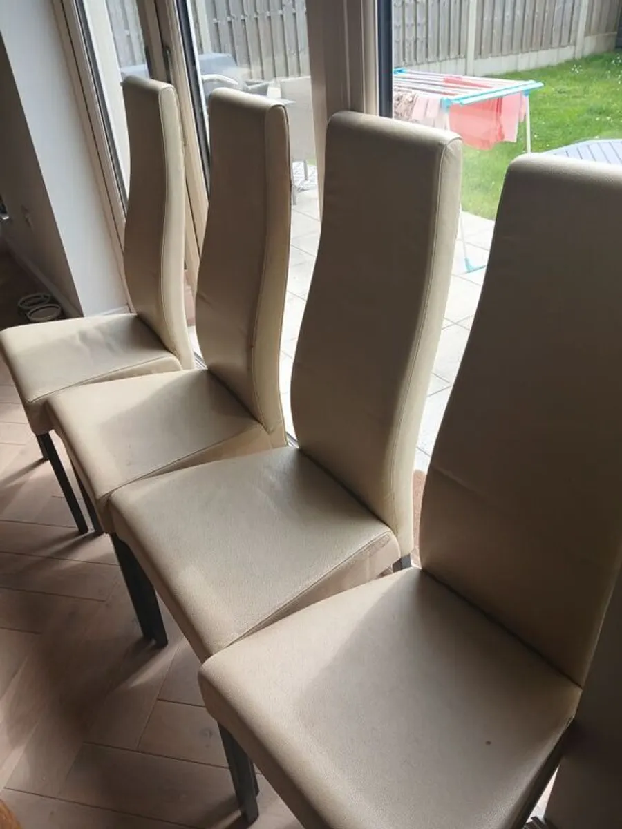 8 cream leather dining chairs - Image 3