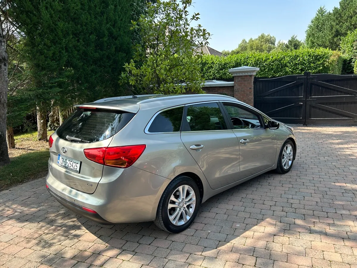 13 Kia Ceed Estate 1.6D Just Serviced/New Clutch - Image 3