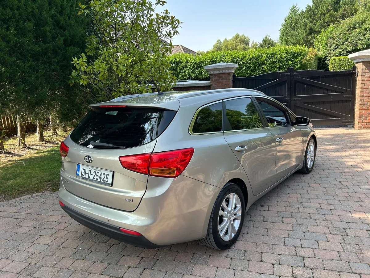 13 Kia Ceed Estate 1.6D Just Serviced/New Clutch - Image 4