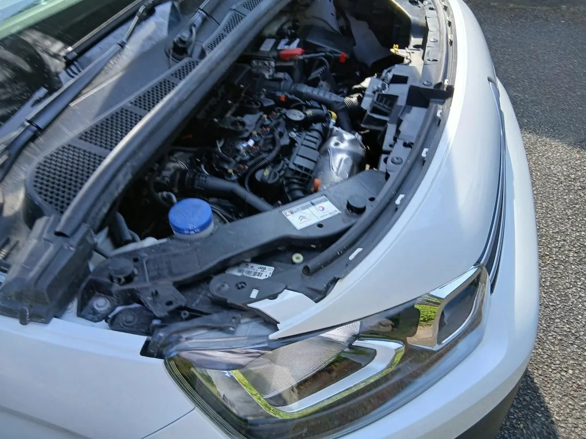 Citroen Berlingo 2021 - Image 2