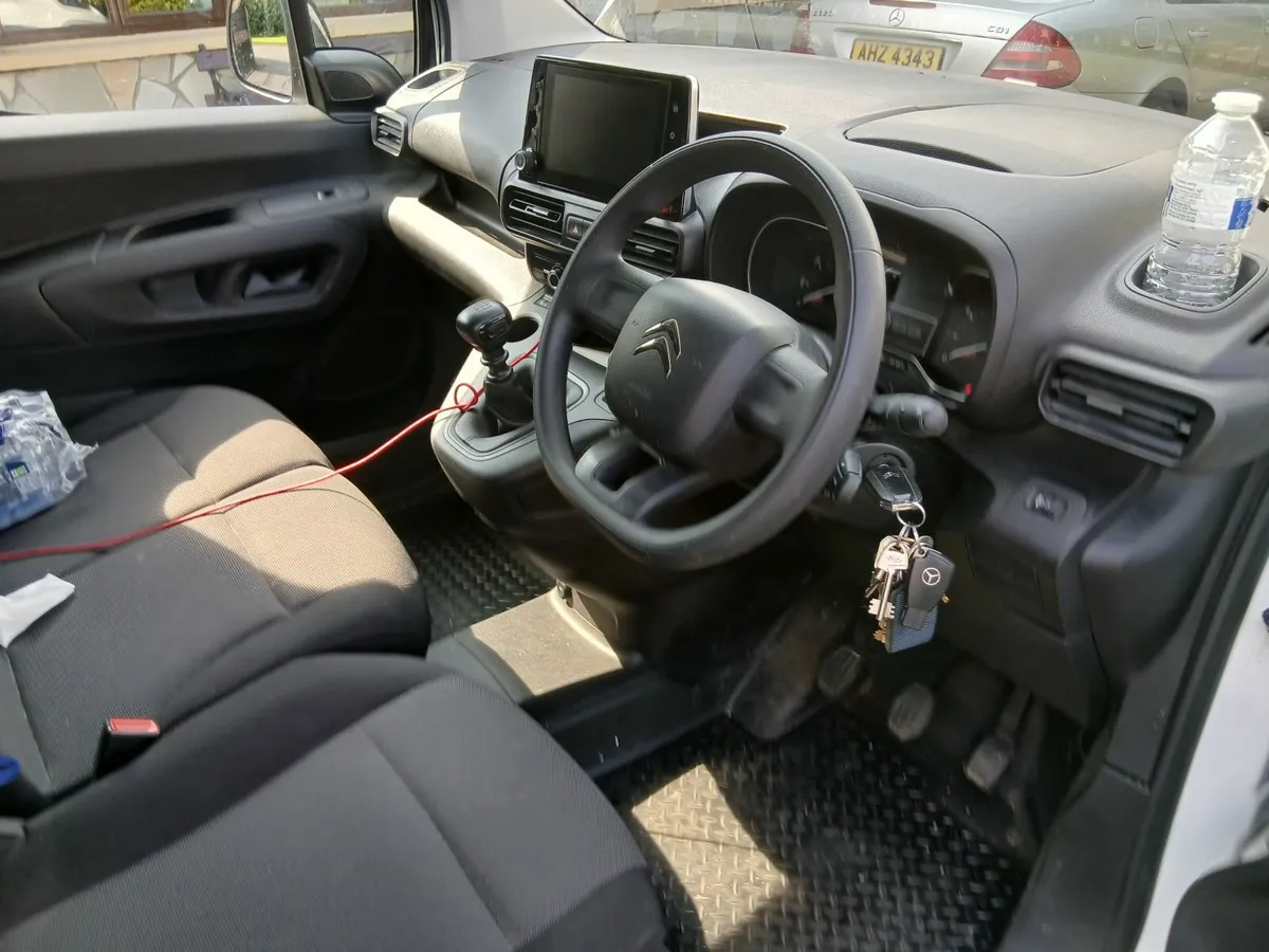 Citroen Berlingo 2021 - Image 3