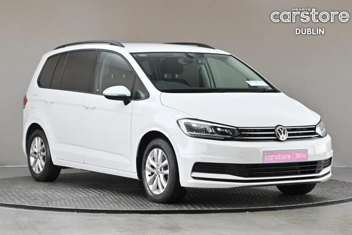 Volkswagen Touran 1.4 TSI DSG Trendline reverse C - Image 1