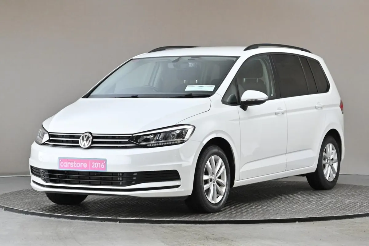 Volkswagen Touran 1.4 TSI DSG Trendline reverse C - Image 3