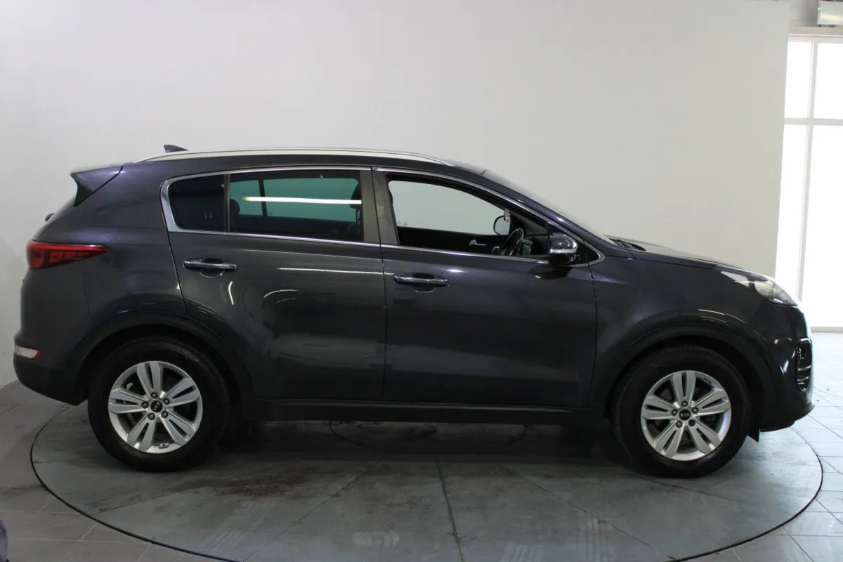 Kia Sportage 1.7 D EX - Image 4