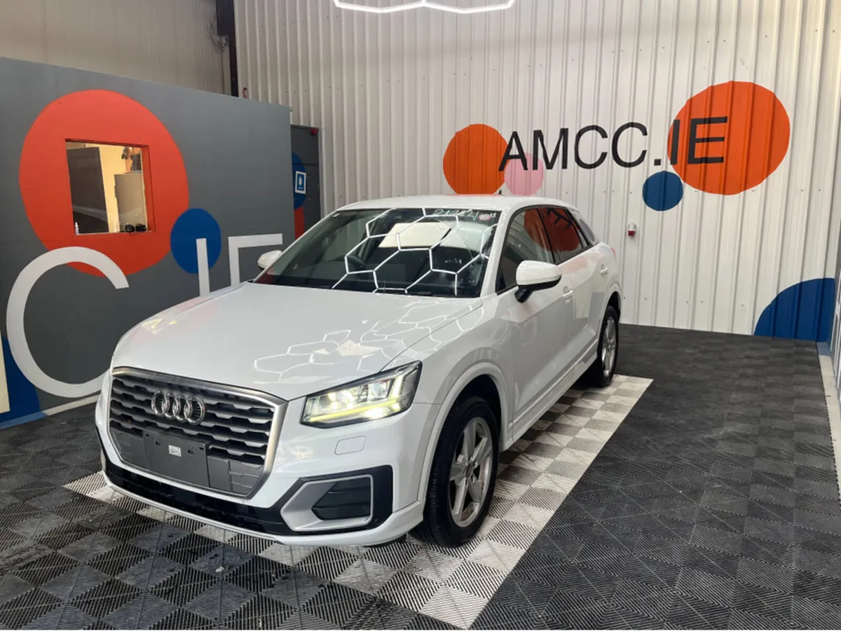 Audi Q2 1.0 TFSI SPORT / 57k KMs / HEATED SEATS , - Image 3