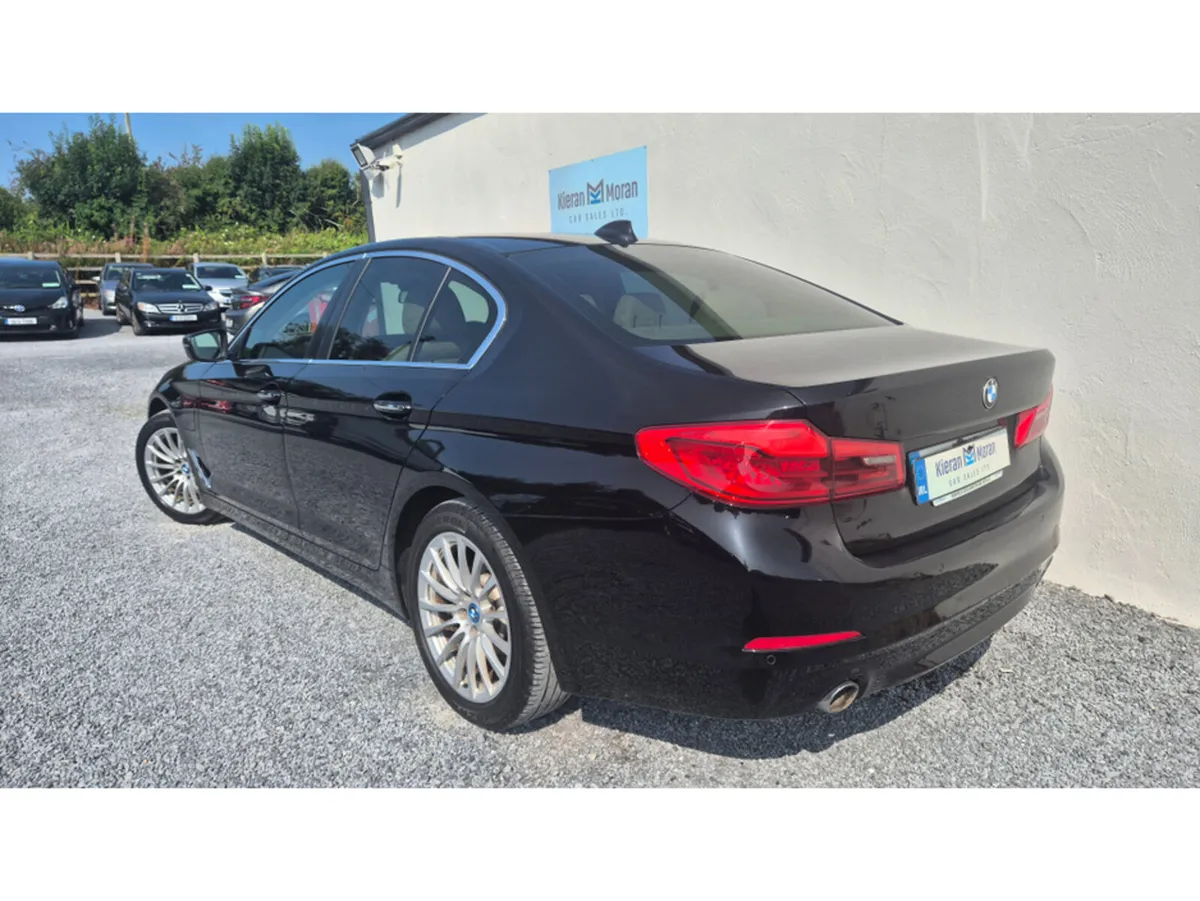 BMW 5-Series AUTO - Image 3