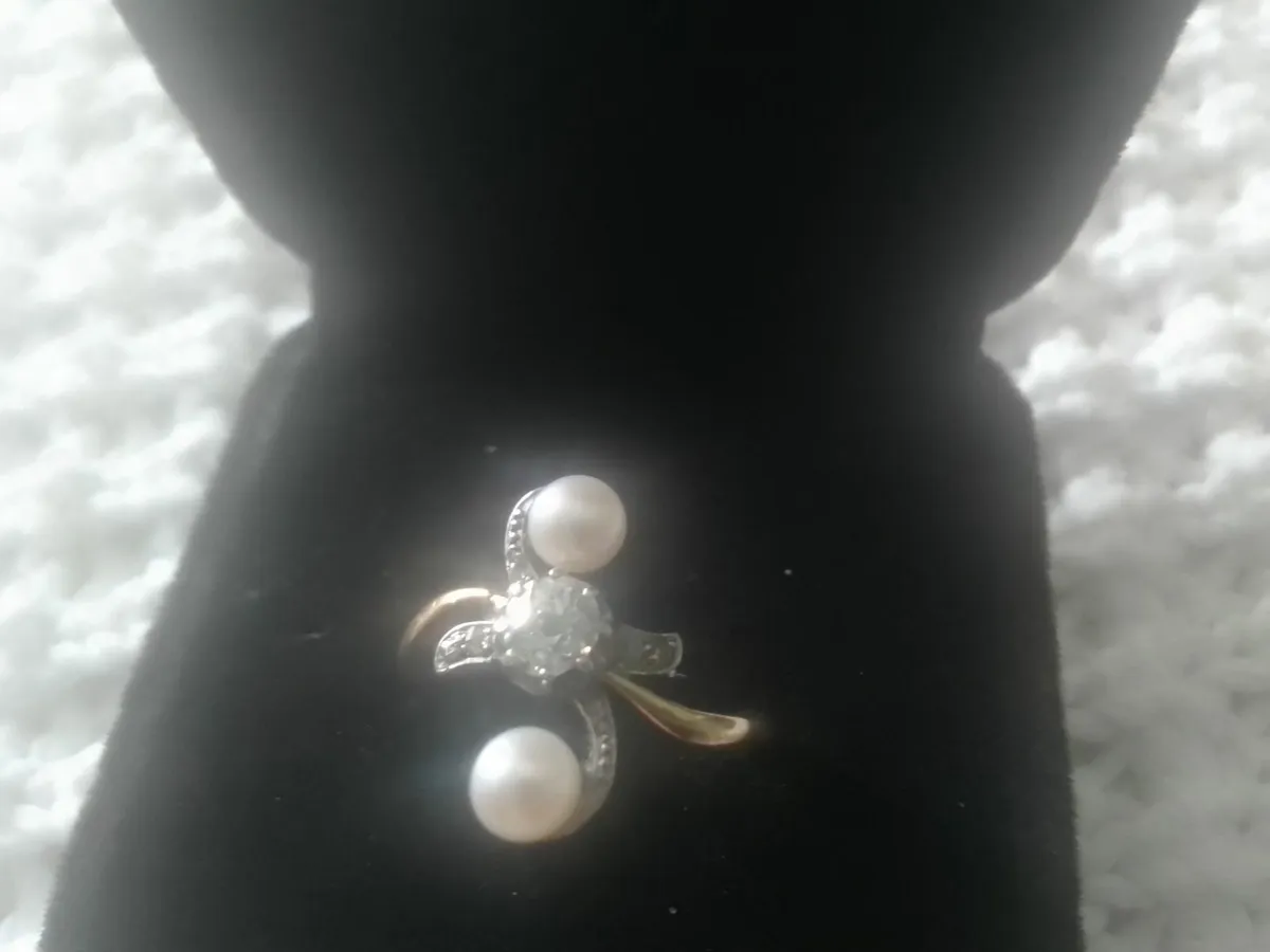 18ct DIAMOND 0.60ct & PEARL VICTORIAN RING L/M - Image 1