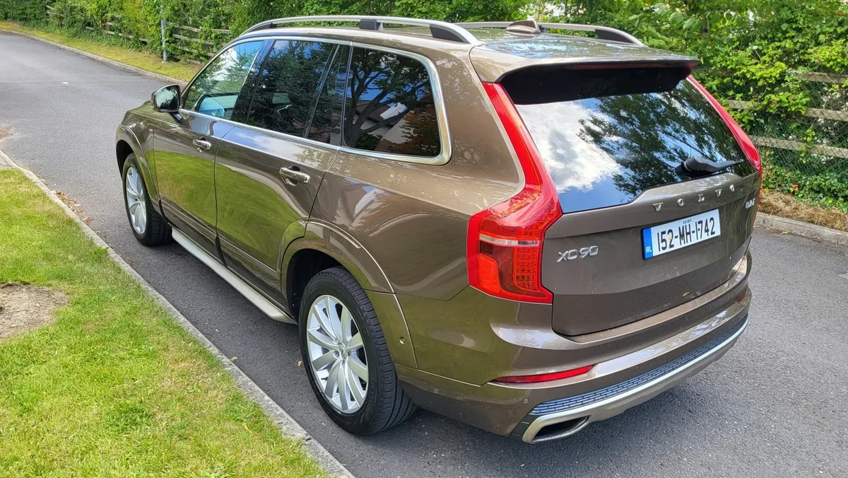 Volvo XC90 2015 - Image 2