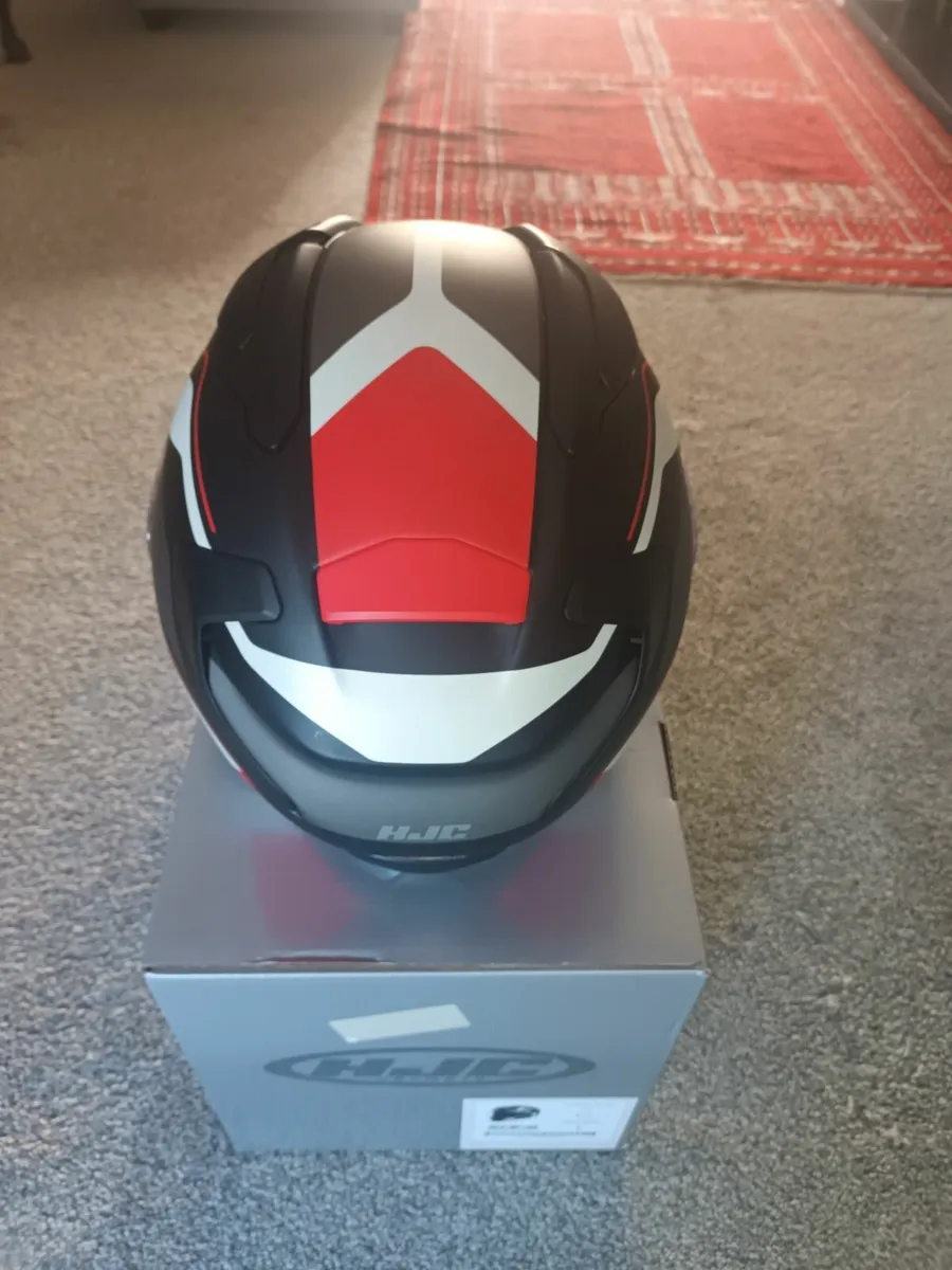 Motorcycle helmet - Image 3