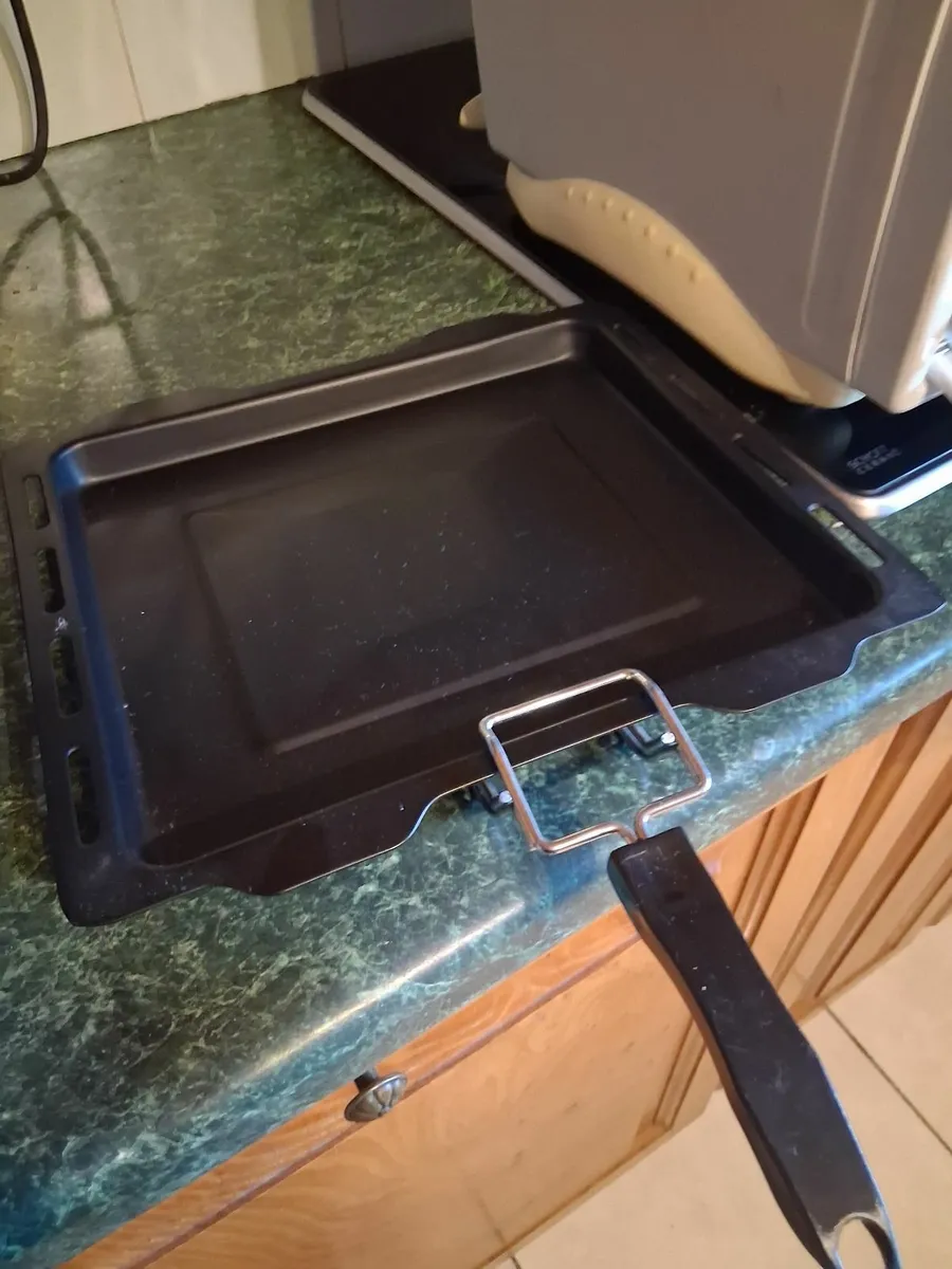 Bifnett mini oven with timer - Image 2