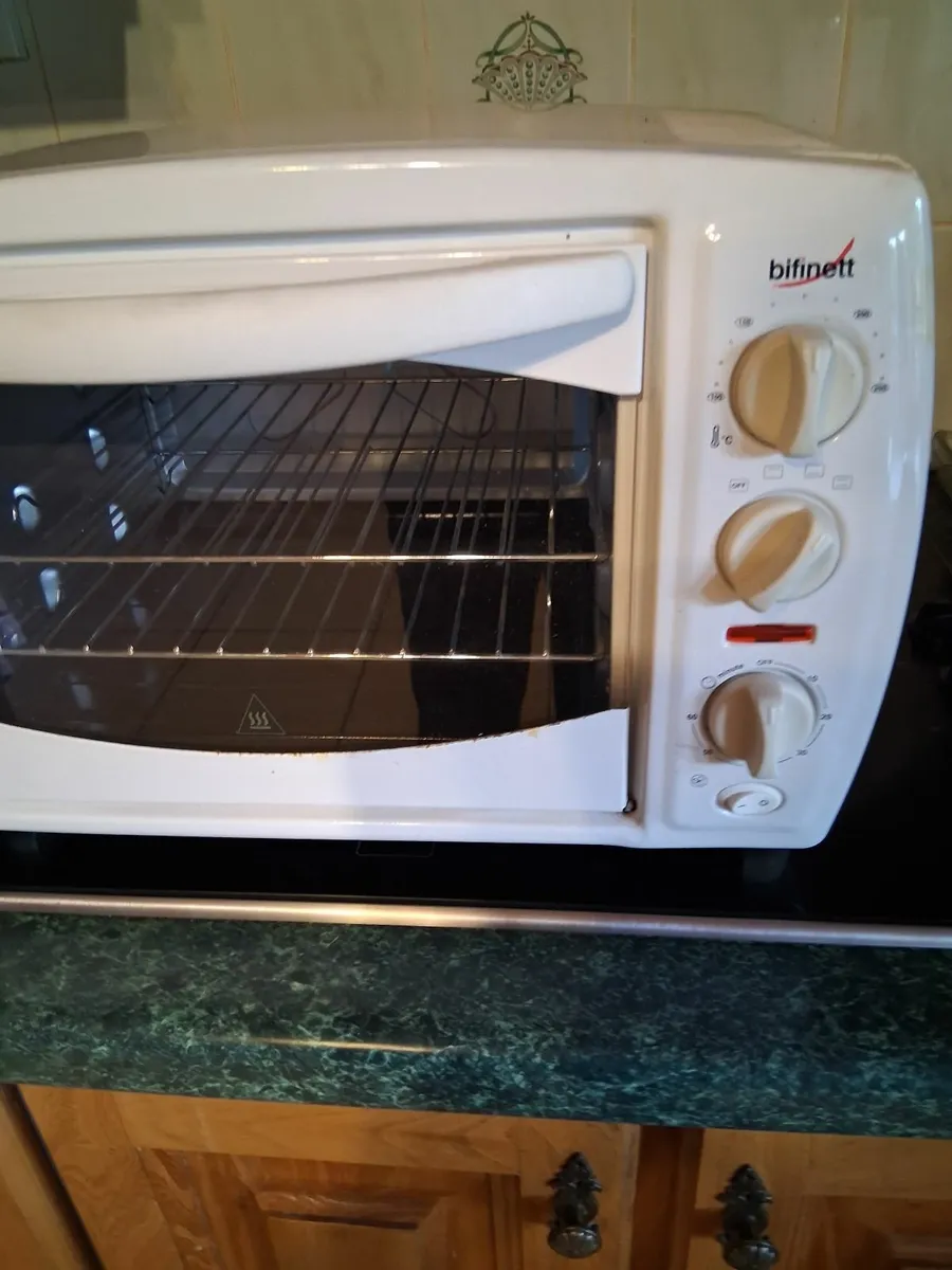 Bifnett mini oven with timer - Image 4