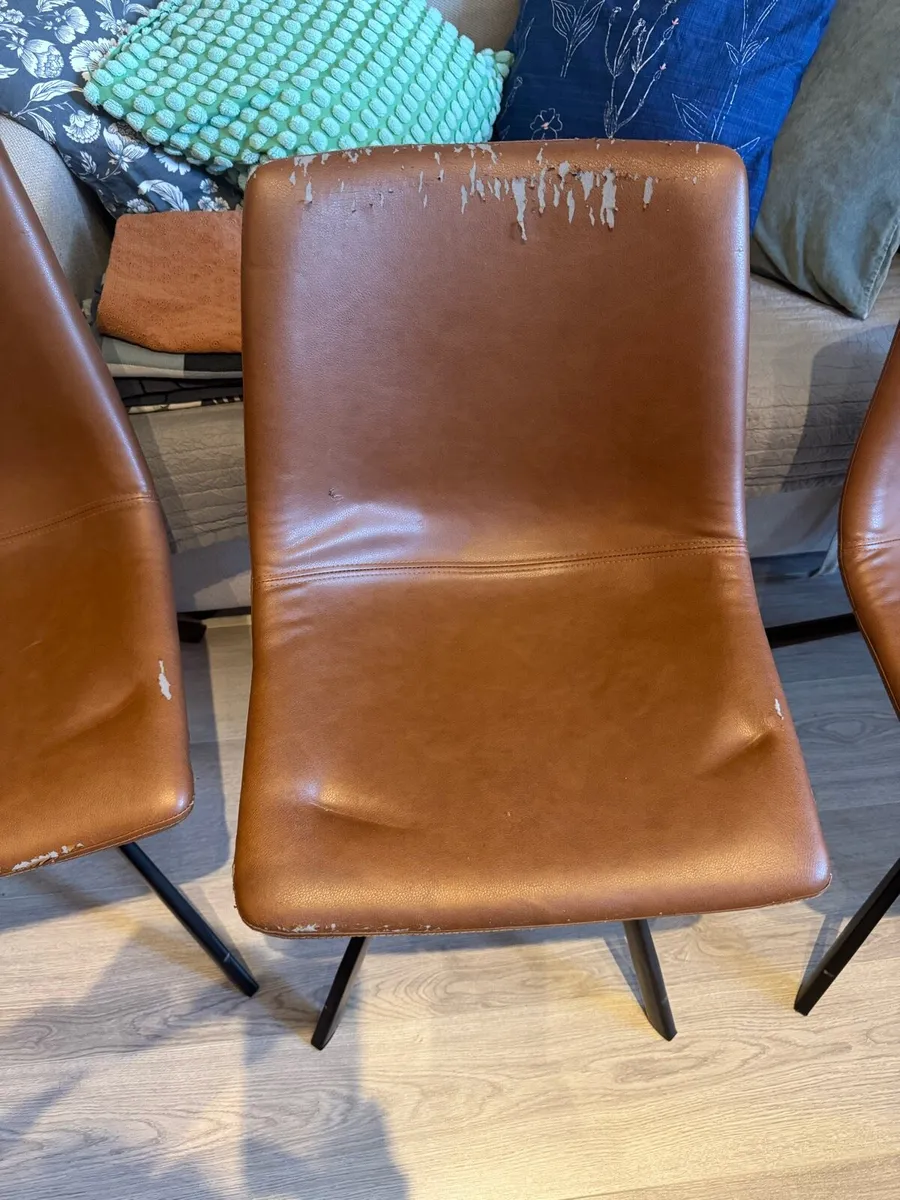 Set of 4 chairs - Image 3