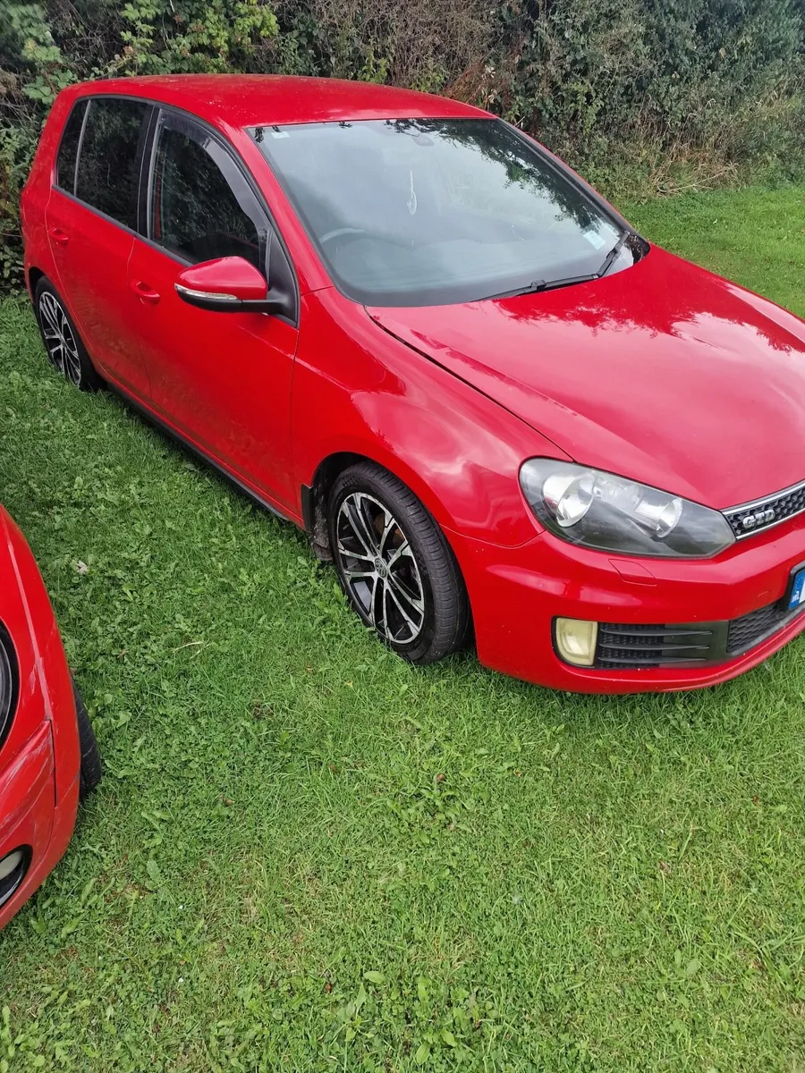 Volkswagen Golf 2011 - Image 1