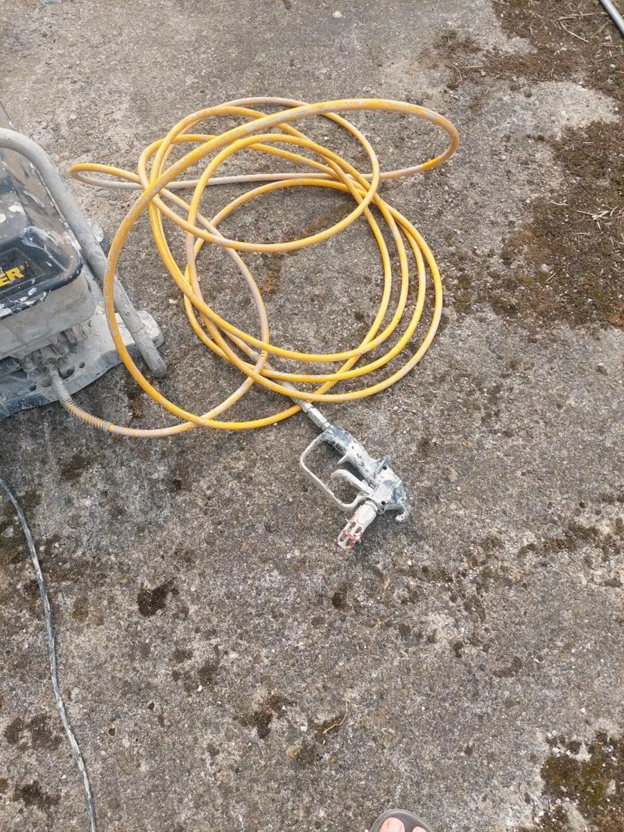Wagner airless paint sprayer,Not spraying - Image 2