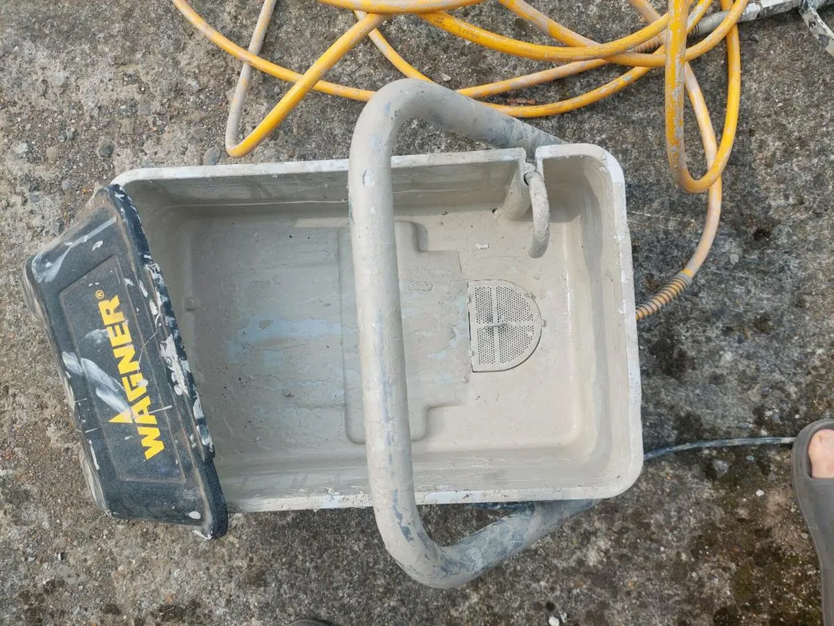 Wagner airless paint sprayer,Not spraying - Image 4