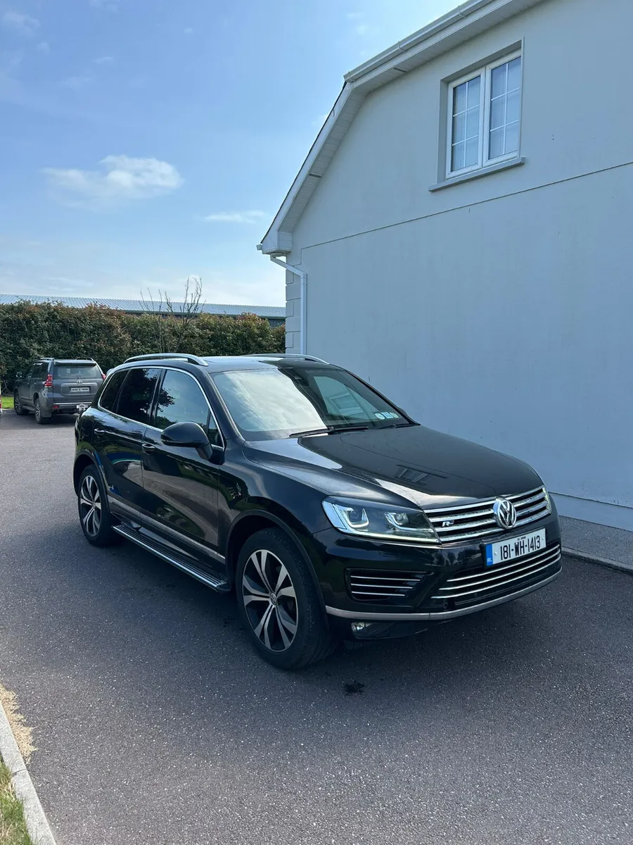 Volkswagon Touareg Crewcab - Image 1