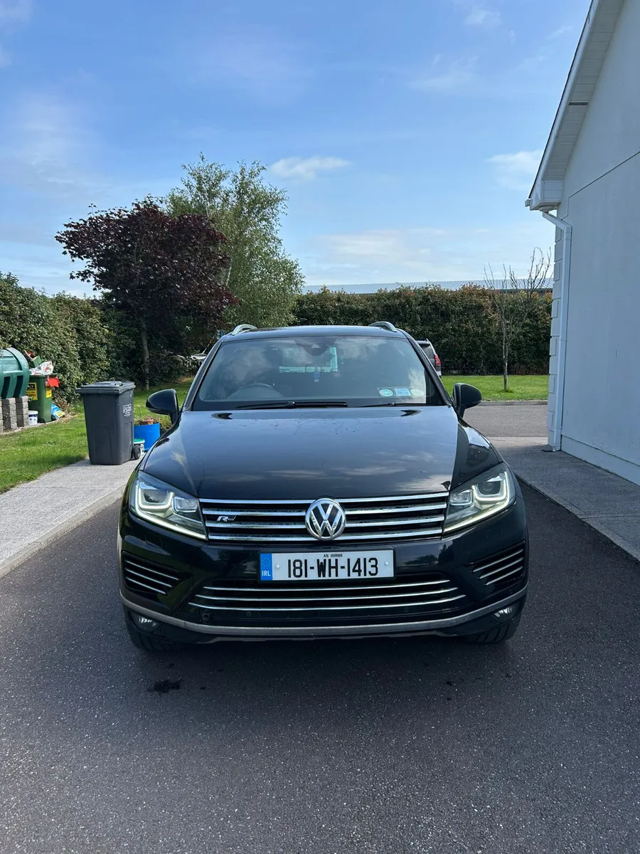 Volkswagon Touareg Crewcab - Image 2
