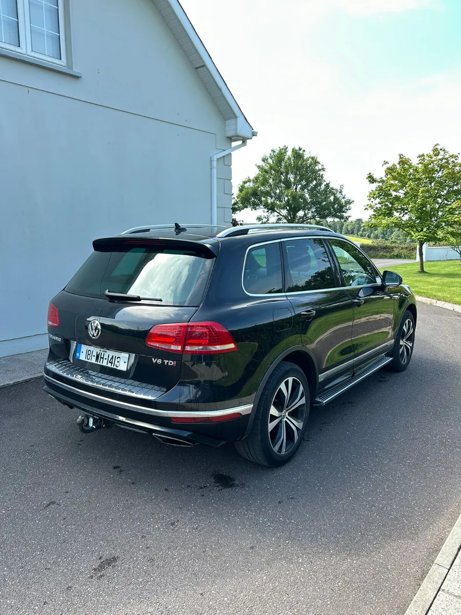 Volkswagon Touareg Crewcab - Image 4
