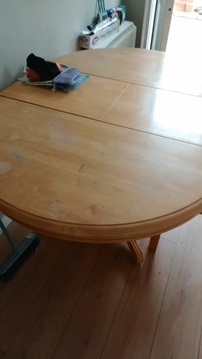 Kitchen table - Image 3