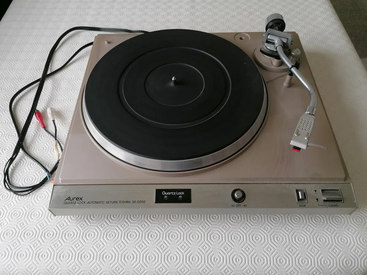 Hi-fi - Image 2