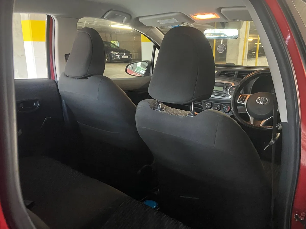 Toyota Yaris 2013 - Image 4