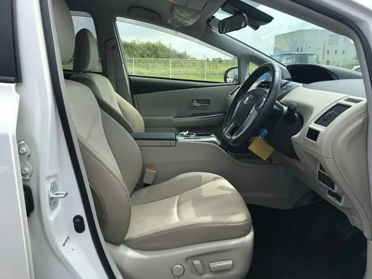 TOYOTA PRIUS PLUS 7 SEATER - Image 3