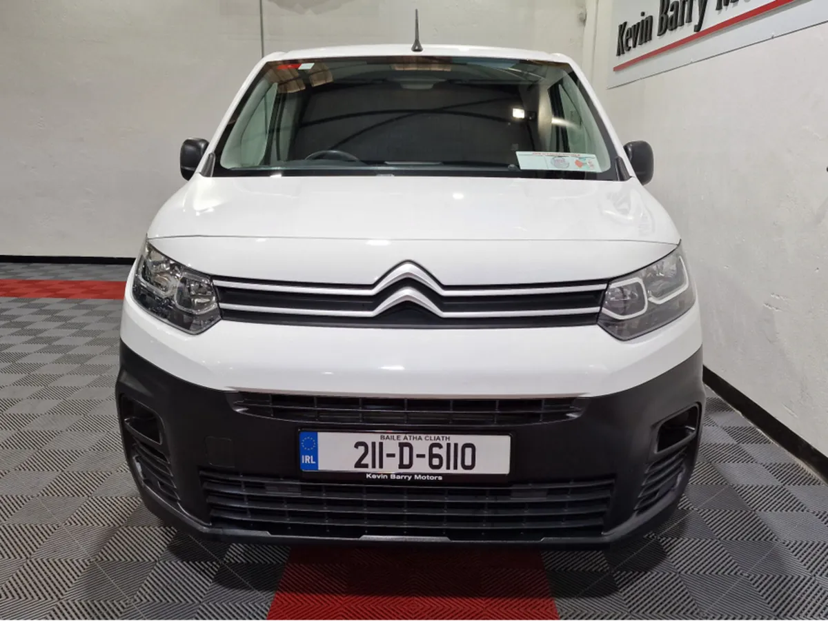 Citroen Berlingo 1.5 BLUEHDi LX (3 SEATER) 75BHP 6 - Image 3