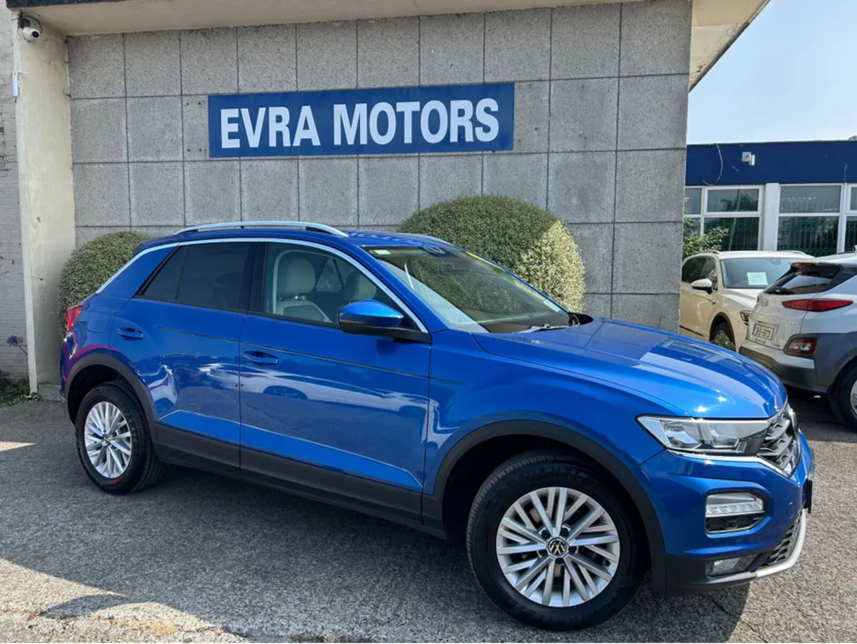 Volkswagen T-Roc DESIGN 2.0 TDI DIESEL - Image 3