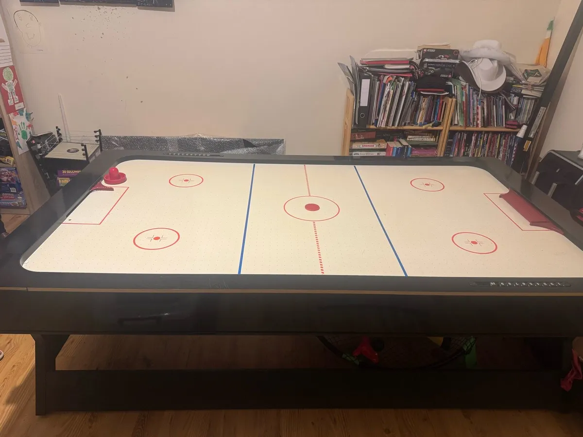 Pool and Hockey table - Image 1