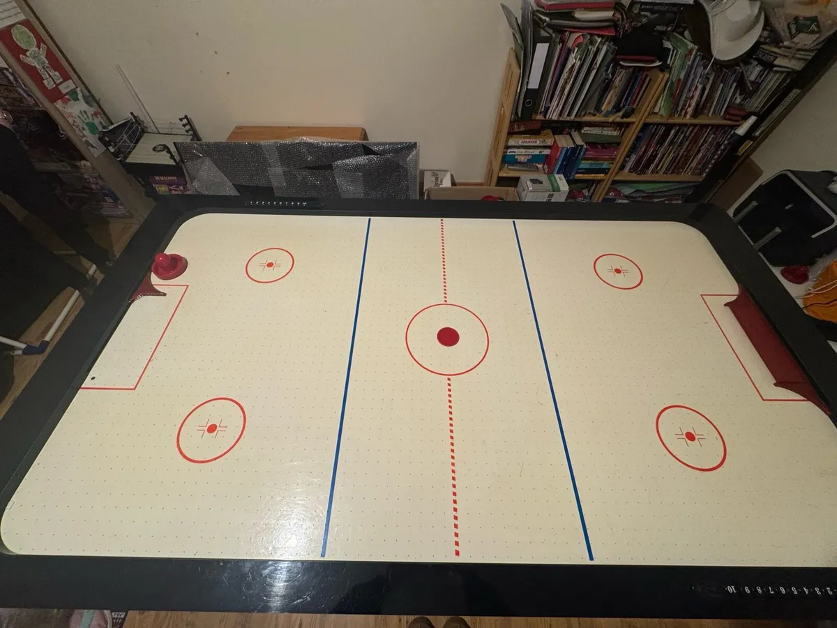 Pool and Hockey table - Image 2