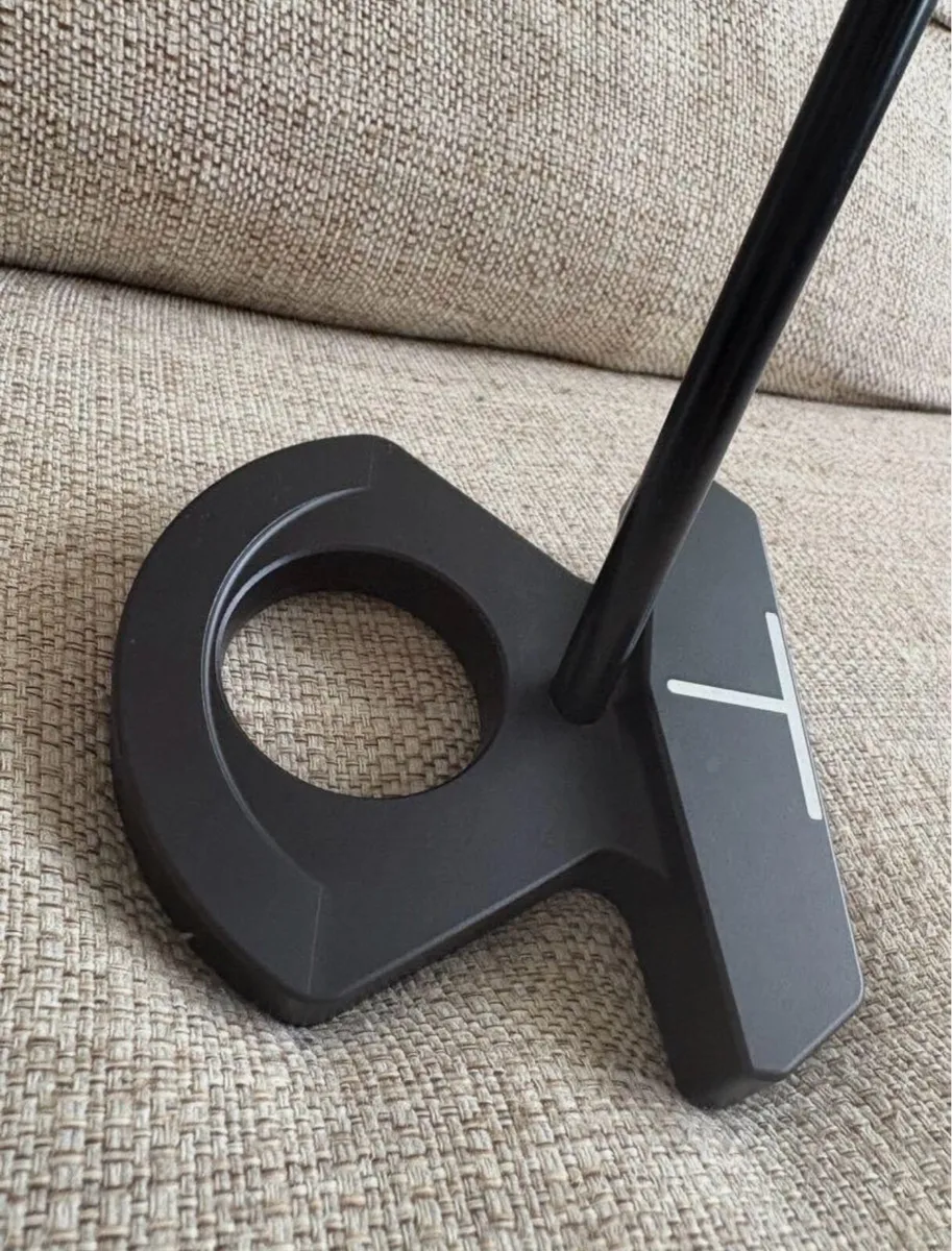 Lab DF3 putter - Image 1