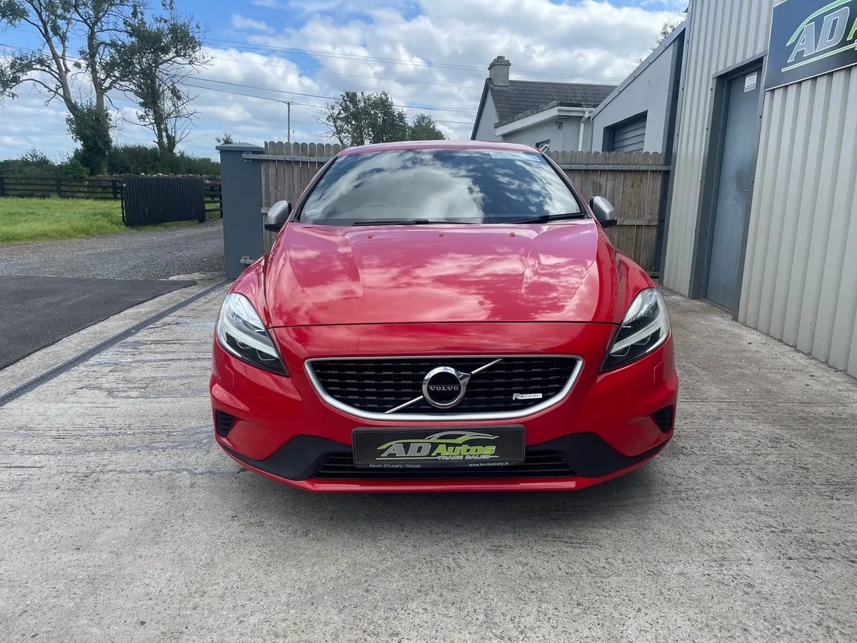 Volvo V40 R-Design LOW KLM - Image 3