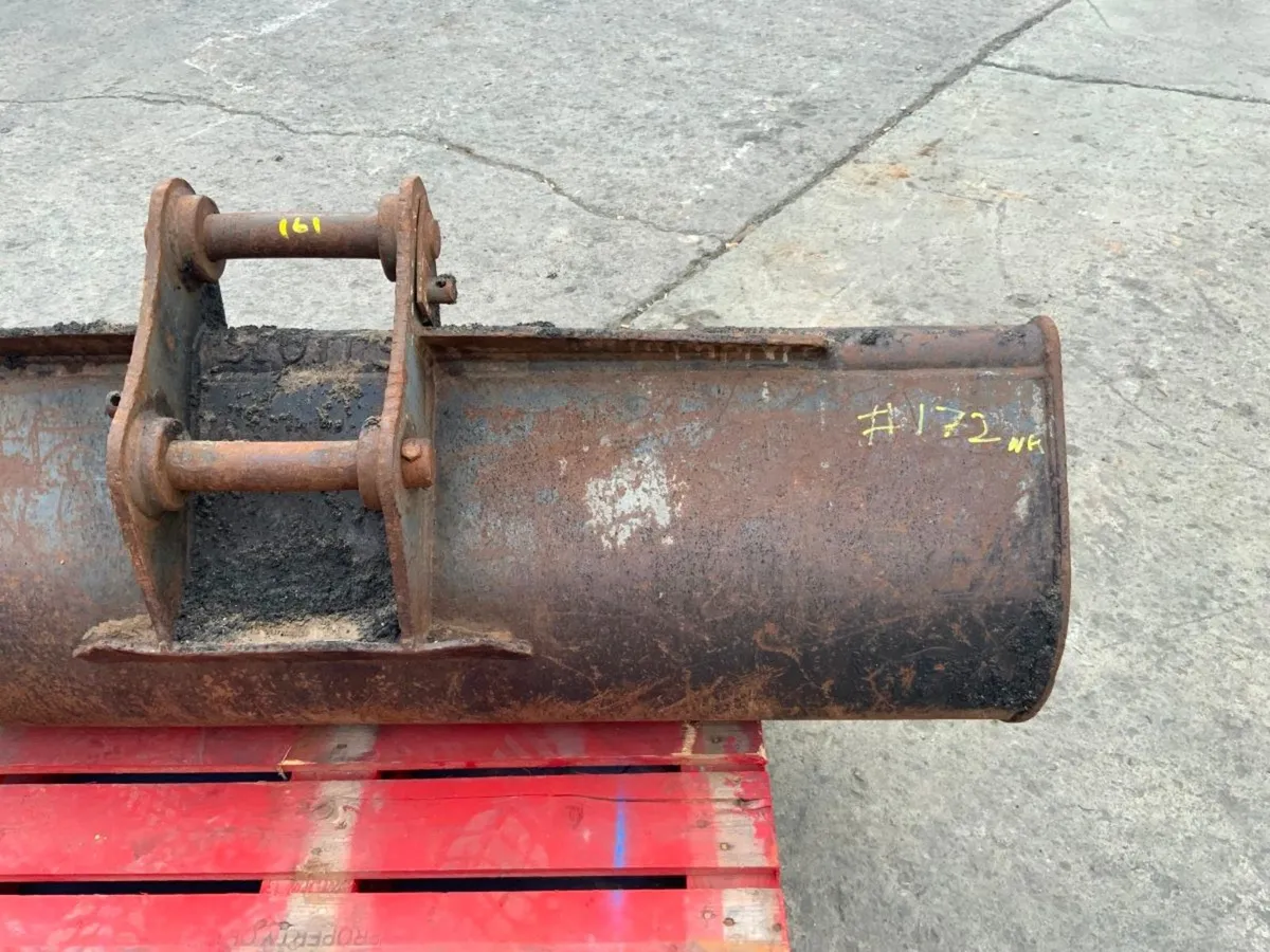 60" GRADING BUCKET...45mm PINS........173w. - Image 3
