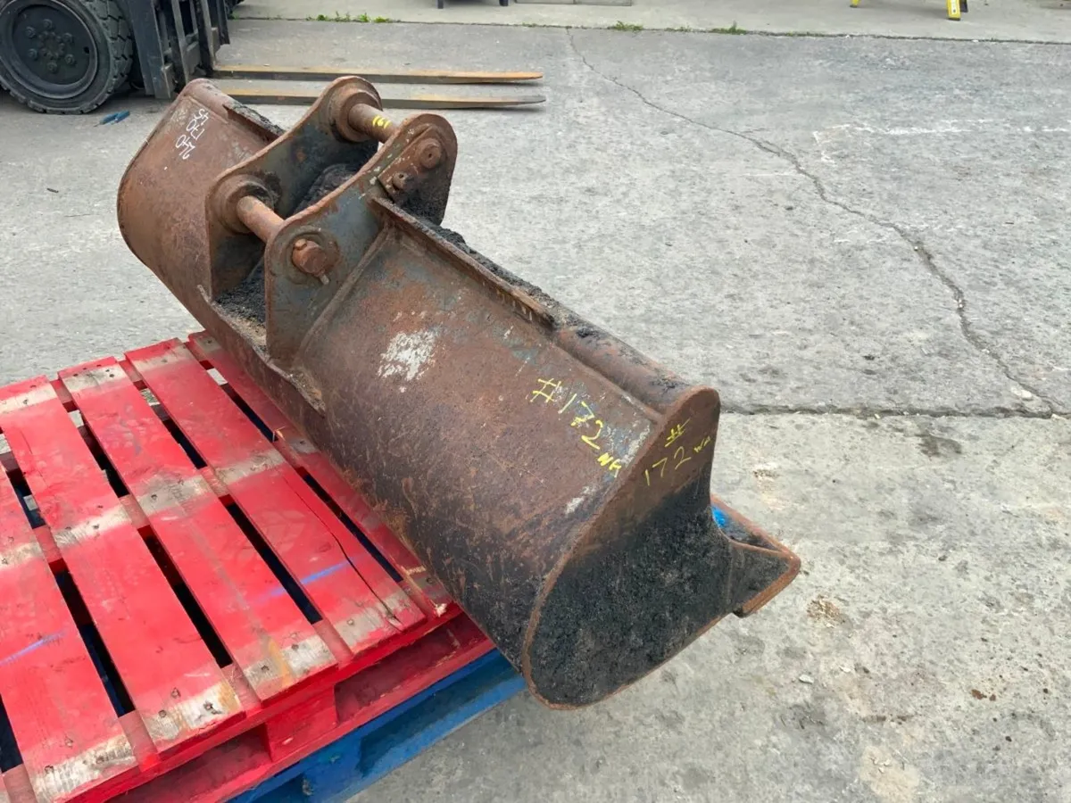 60" GRADING BUCKET...45mm PINS........173w. - Image 4