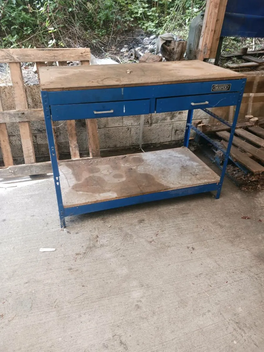 Workbench with drawers - Image 1