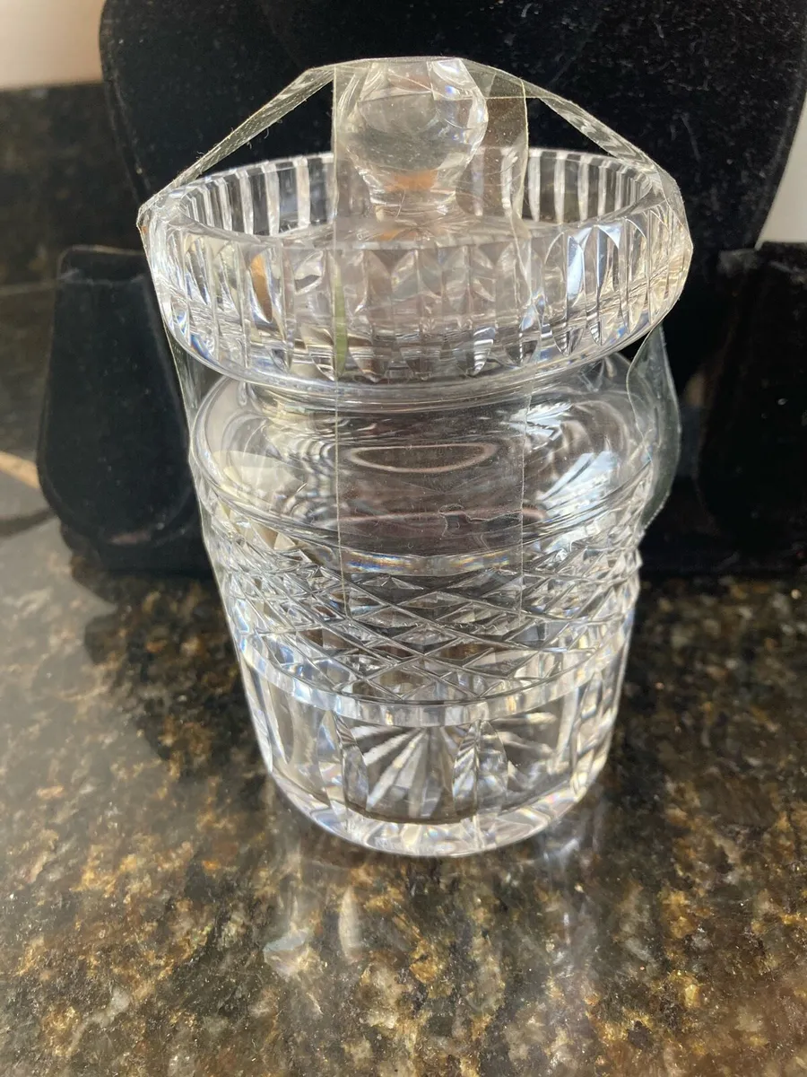 Waterford Crystal hunny pot - Image 1
