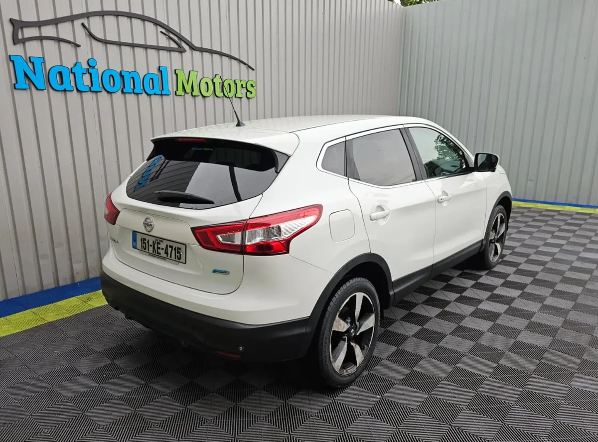 2015 Nissan Qashqai 1.5 DCI N-TEC - Image 3
