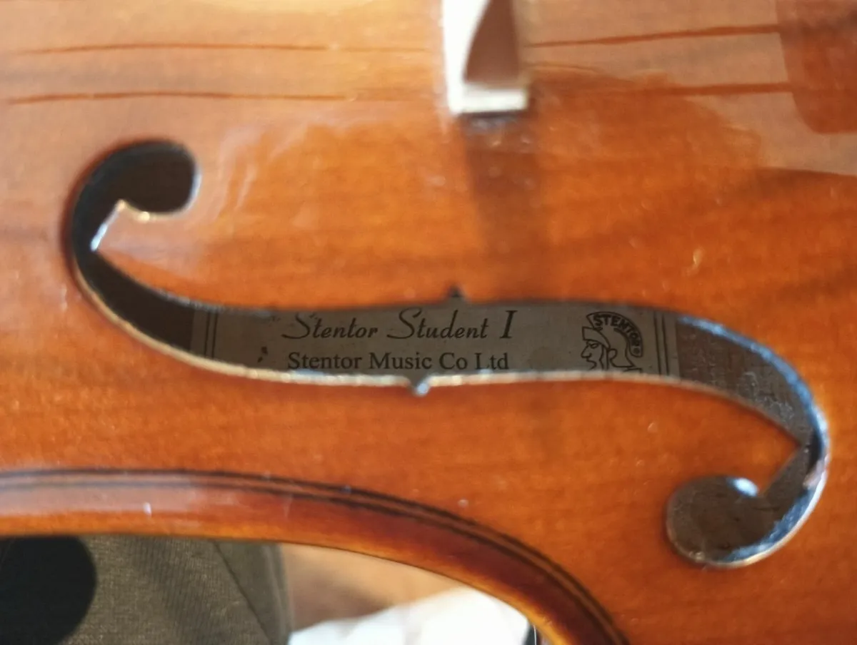 Stentor 1/4 violin - Image 2