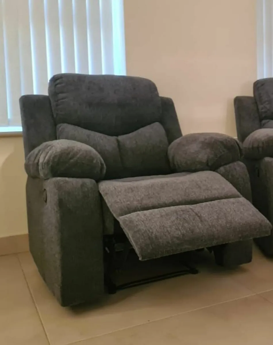 Nevada recliners - Image 3